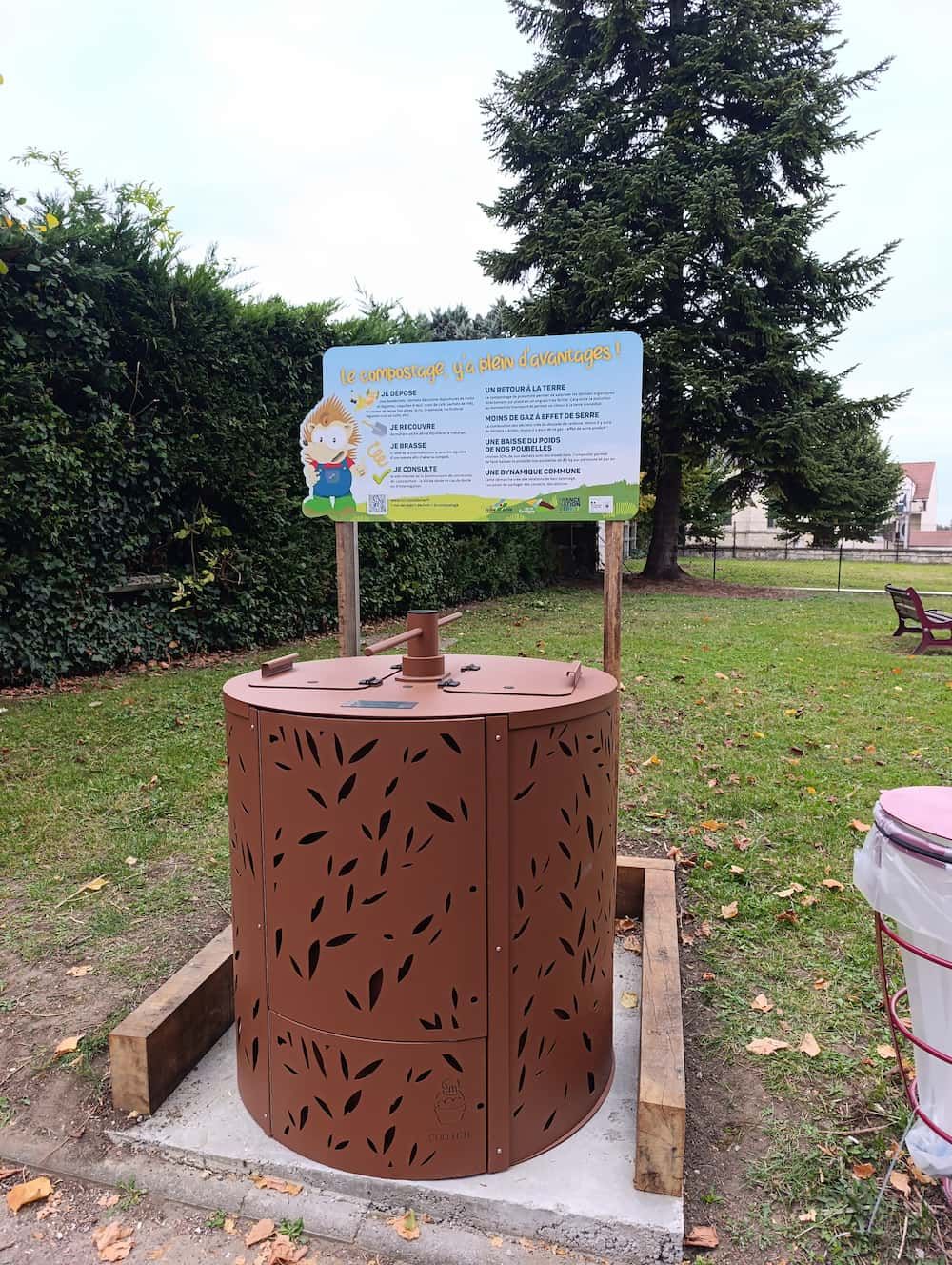 Composteur mis en place par l'intercommunalité © CCLVD